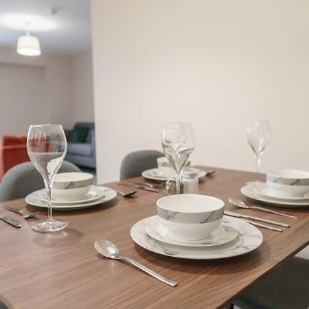 Bright 2 Bed Apartment Manchester - Sleeps 4 Экстерьер фото